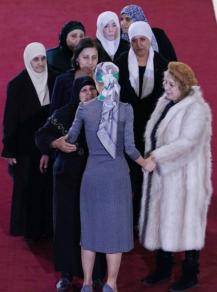 عکس های اسماء اسد در مراسم روز مادر,تصاویر اسماء اسد در مراسم روز مادر,عکس های دیدار همسر بشار اسد با مادران شهدا