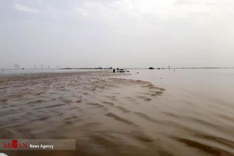 تصاویر سیل شادگان,عکس های سیل در شادگان خوزستان,عکس های غرق شدن خودروها در سیلاب خوزستان