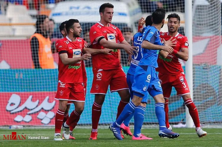تصاویر دیدار پرسپولیس و استقلال تصاویر دیدار پرسپولیس و استقلال,عکس های دیدار استقلال و پرسپولیس در دربی 89,تصاویری از دربی 89