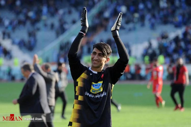 تصاویر دیدار پرسپولیس و استقلال تصاویر دیدار پرسپولیس و استقلال,عکس های دیدار استقلال و پرسپولیس در دربی 89,تصاویری از دربی 89