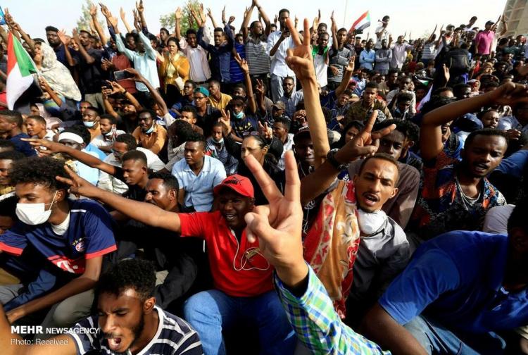 عکس های کودتا در سودان‎,تصاویری از تحولات در سودان,عکس های کشور وسدان پس از تحولات سیاسی