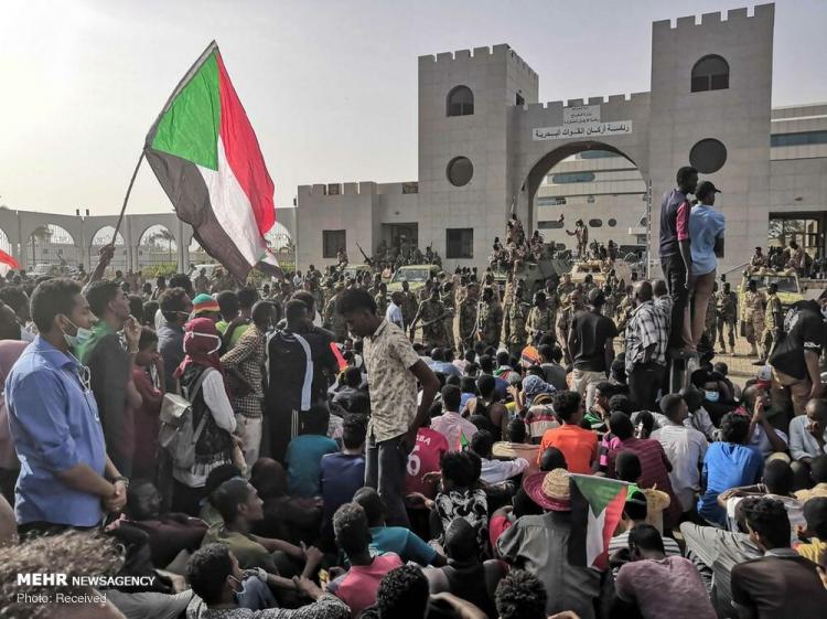 sudan-army-coup98012404.jpg