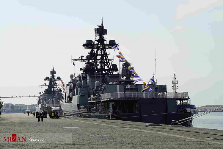 تصاویر رزمایش دریایی چین و روسیه,عکس های رزمایش دریایی چین و روسیه,تصاویر ناوگان نظامی دریایی چین و روسیه