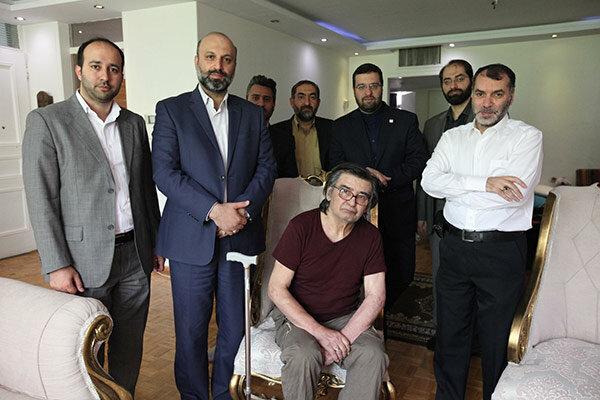 حضور مدیران تلویزیون در منزل رضا رویگری,اخبار صدا وسیما,خبرهای صدا وسیما,رادیو و تلویزیون