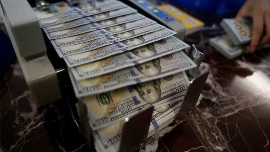 کاهش ارزش دلار