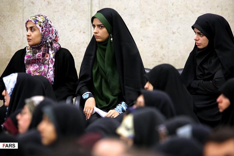 تصاویر دیدار دانشجویان با رهبر معظم انقلاب اسلامی تصاویر دیدار دانشجویان با رهبر معظم انقلاب اسلامی,عکس های آیت الله خامنه ای,تصاویر دانشجویان و رهبر انقلاب