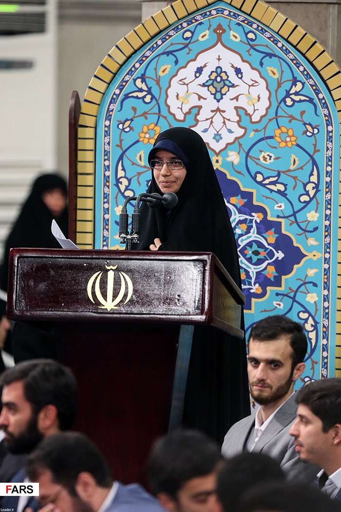 تصاویر دیدار دانشجویان با رهبر معظم انقلاب اسلامی تصاویر دیدار دانشجویان با رهبر معظم انقلاب اسلامی,عکس های آیت الله خامنه ای,تصاویر دانشجویان و رهبر انقلاب