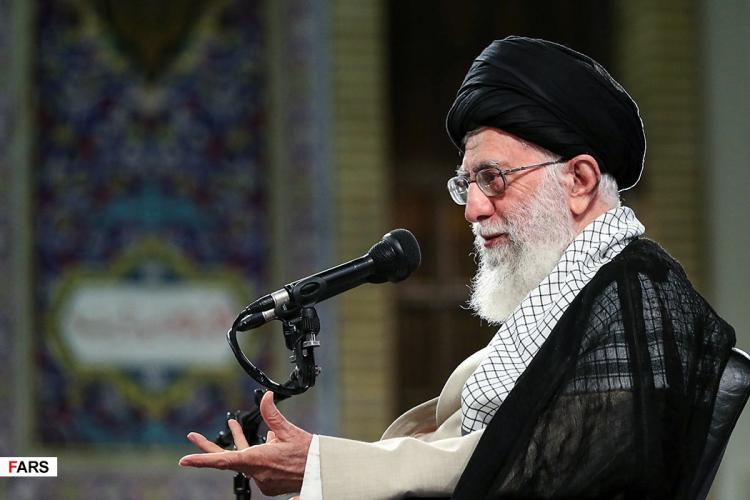 تصاویر دیدار دانشجویان با رهبر معظم انقلاب اسلامی تصاویر دیدار دانشجویان با رهبر معظم انقلاب اسلامی,عکس های آیت الله خامنه ای,تصاویر دانشجویان و رهبر انقلاب