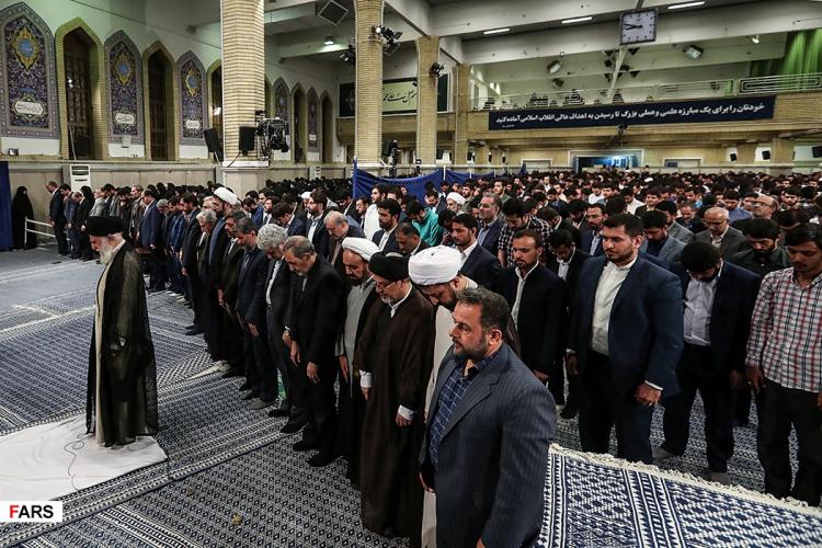 تصاویر دیدار دانشجویان با رهبر معظم انقلاب اسلامی تصاویر دیدار دانشجویان با رهبر معظم انقلاب اسلامی,عکس های آیت الله خامنه ای,تصاویر دانشجویان و رهبر انقلاب