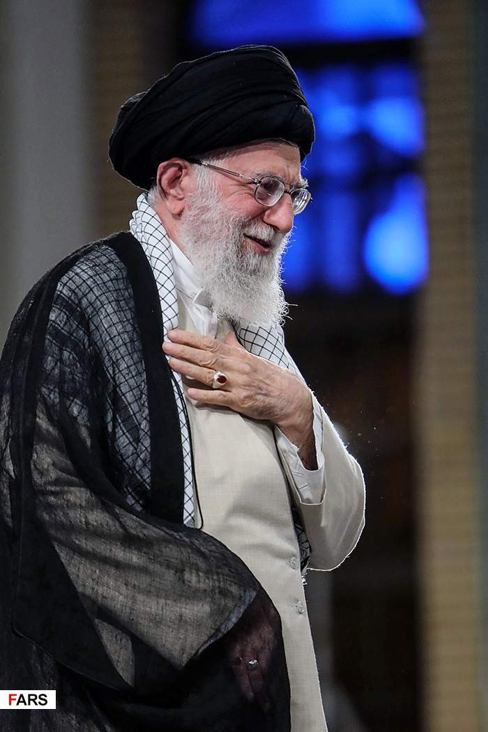 تصاویر دیدار دانشجویان با رهبر معظم انقلاب اسلامی تصاویر دیدار دانشجویان با رهبر معظم انقلاب اسلامی,عکس های آیت الله خامنه ای,تصاویر دانشجویان و رهبر انقلاب