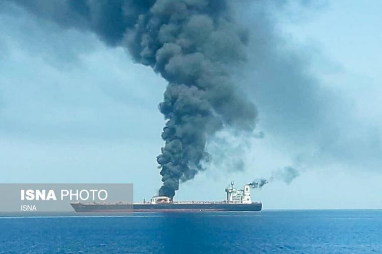 تصاویر آتش سوزی نفتکش خارجی در دریای عمان,عکس های آتش سوزی نفتکش خارجی در دریای عمان,تصاویر دریای عمان
