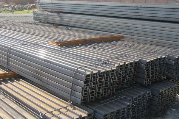 بازار آهن و محصولات فولادی