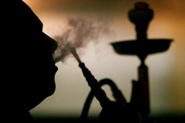 قلیان کشیدن قلیان کشیدن,اخبار اجتماعی,خبرهای اجتماعی,شهر و روستا