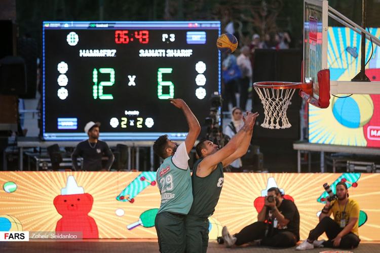 تصاویر مسابقات بسکتبال سه نفره در تهران,تصاویر مسابقات بسکتبال سه نفره آقایان,عکس های رقابت بسکتبال سه نفره در پارک آب و آتش تهران