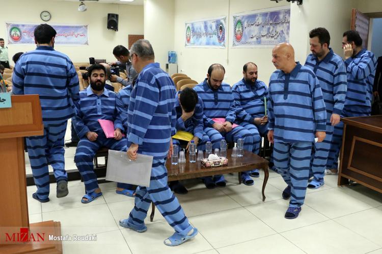 تصاویر هشتمین جلسه رسیدگی به پرونده متهمین ارزی,تصاویر دادگاه رسیدگی به پرونده متهمین ارزی,عکس های دادگاه رسیدگی به مفاسد اقتصادی