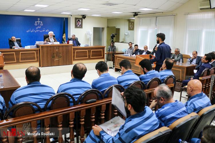 تصاویر هشتمین جلسه رسیدگی به پرونده متهمین ارزی,تصاویر دادگاه رسیدگی به پرونده متهمین ارزی,عکس های دادگاه رسیدگی به مفاسد اقتصادی