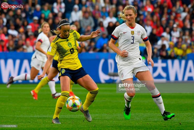 عکس های مرحله مقدماتی جام جهانی زنان 2019,تصاویری از جام جهانی بانوان 2019,عکس تماشاگران زن در جام جهانی بانوان 2019