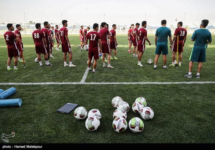 تصاویر گابریل کالدرون در تمرین پرسپولیس تصاویر گابریل کالدرون در تمرین پرسپولیس,عکس های تمرینات پرسپولیس با گابریل کالدرون,تصاویر گابریل کالدرون