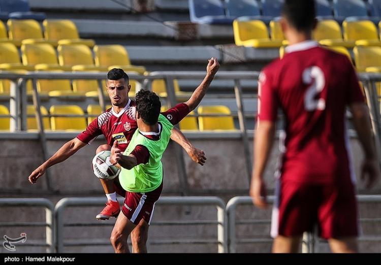 تصاویر گابریل کالدرون در تمرین پرسپولیس تصاویر گابریل کالدرون در تمرین پرسپولیس,عکس های تمرینات پرسپولیس با گابریل کالدرون,تصاویر گابریل کالدرون