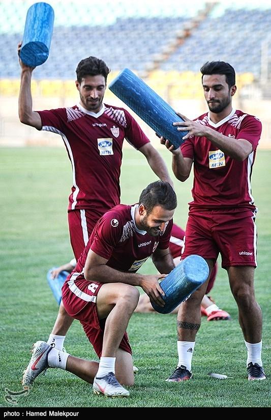 تصاویر گابریل کالدرون در تمرین پرسپولیس تصاویر گابریل کالدرون در تمرین پرسپولیس,عکس های تمرینات پرسپولیس با گابریل کالدرون,تصاویر گابریل کالدرون