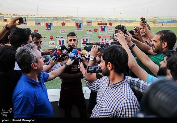 تصاویر گابریل کالدرون در تمرین پرسپولیس تصاویر گابریل کالدرون در تمرین پرسپولیس,عکس های تمرینات پرسپولیس با گابریل کالدرون,تصاویر گابریل کالدرون