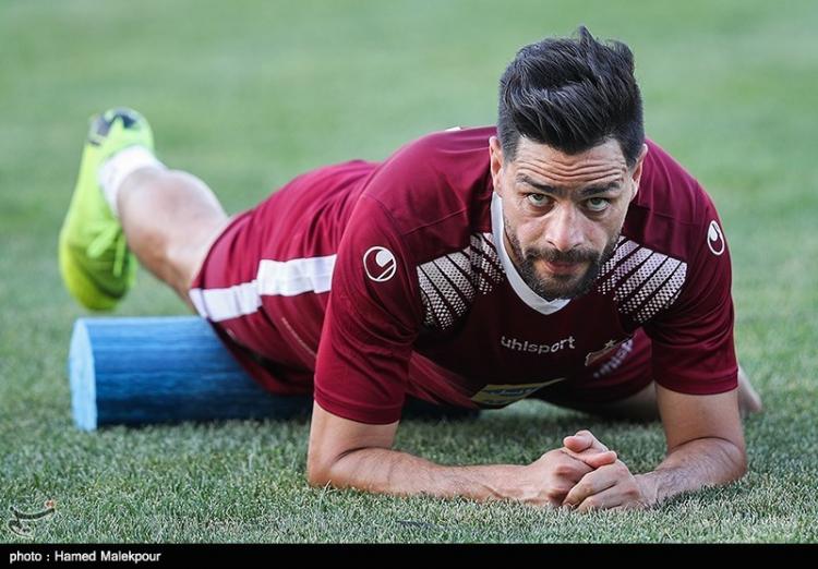 تصاویر گابریل کالدرون در تمرین پرسپولیس تصاویر گابریل کالدرون در تمرین پرسپولیس,عکس های تمرینات پرسپولیس با گابریل کالدرون,تصاویر گابریل کالدرون