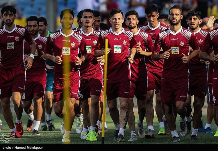 تصاویر گابریل کالدرون در تمرین پرسپولیس تصاویر گابریل کالدرون در تمرین پرسپولیس,عکس های تمرینات پرسپولیس با گابریل کالدرون,تصاویر گابریل کالدرون