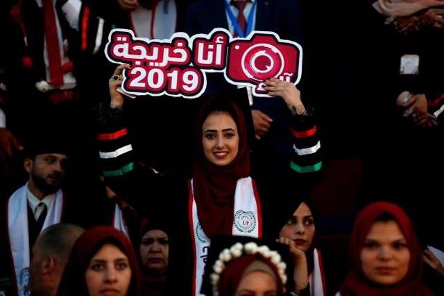 تصاویر جشن فارغ‌التحصیلی دانشجویان فلسطین,عکس های جشن فارغ‌التحصیلی دانشجویان فلسطین,تصاویر دانشجویان فلسطین