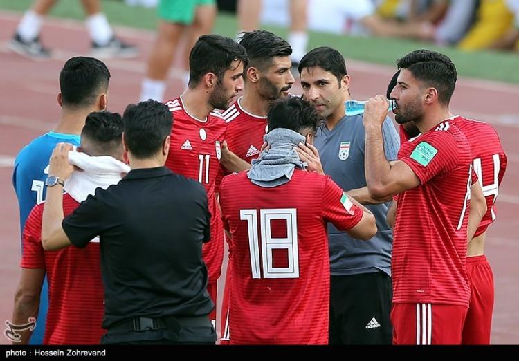 تصاویر دیدار تیمهای ملی و امید فوتبال ایران تصاویر دیدار تیمهای ملی و امید فوتبال ایران,تصاویر تیم ملی فوتبال ایران,عکس های تیم فوتبال امید ایران