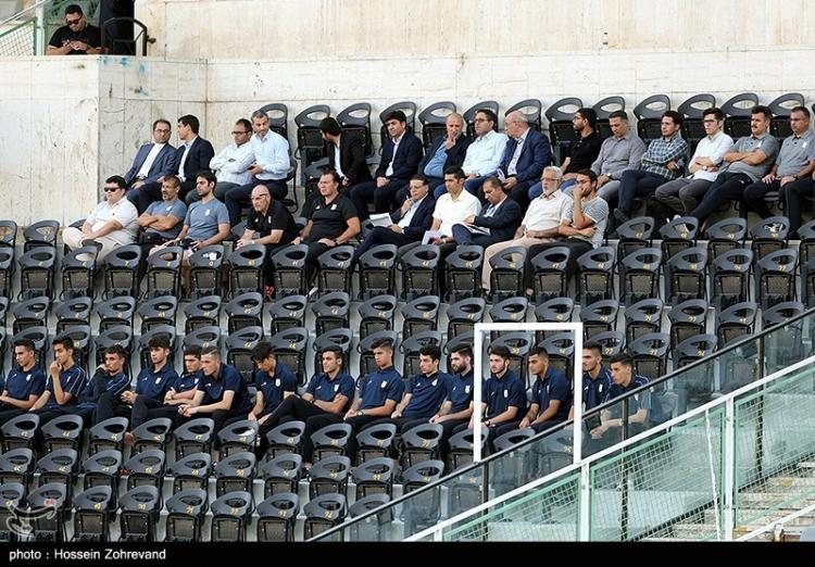 تصاویر دیدار تیمهای ملی و امید فوتبال ایران تصاویر دیدار تیمهای ملی و امید فوتبال ایران,تصاویر تیم ملی فوتبال ایران,عکس های تیم فوتبال امید ایران