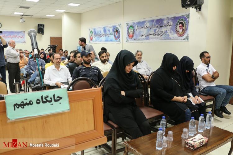 تصاویر پنجمین جلسه رسیدگی به اتهامات متهمان پرونده شرکت کیمیا خودرو تصاویر پنجمین جلسه رسیدگی به اتهامات متهمان پرونده شرکت کیمیا خودرو,عکس های دادگاه متهمان کیمیا خودرو,تصاویری از پنجمین دادگاه متهمان کیمیا خودرو