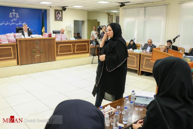 تصاویر پنجمین جلسه رسیدگی به اتهامات متهمان پرونده شرکت کیمیا خودرو تصاویر پنجمین جلسه رسیدگی به اتهامات متهمان پرونده شرکت کیمیا خودرو,عکس های دادگاه متهمان کیمیا خودرو,تصاویری از پنجمین دادگاه متهمان کیمیا خودرو