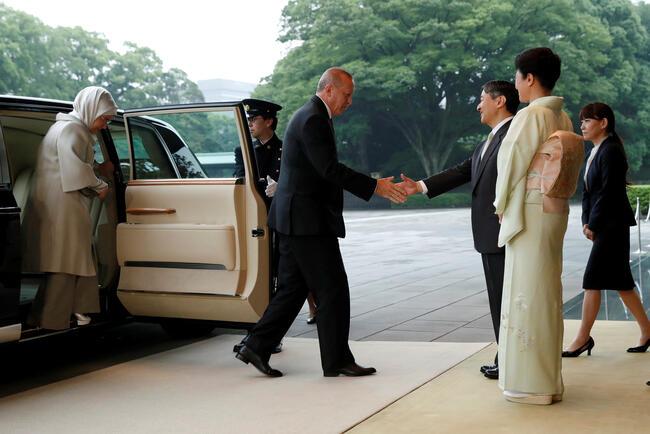 تصاویر دیدار رئیس جمهور ترکیه و امپراتور ژاپن,تصاویر دیدار اردوغان و ناروهیتو,تصاویر حضور اردوغان در قصر امپراتوری ژاپن