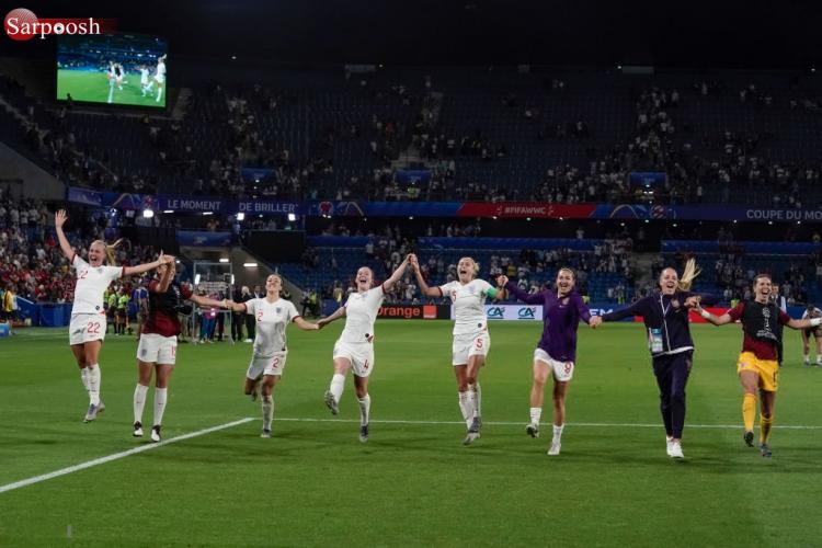 تصاویر مرحله یک چهارم نهایی جام جهانی فوتبال زنان,عکس های مرحله یک چهارم نهایی جام جهانی فوتبال بانوان,تصاویر تماشاگران جام جهانی بانوان 2019