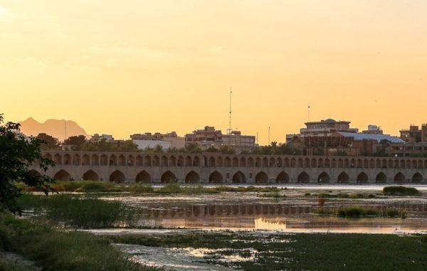 تصاویر زاینده رود اصفهان,عکس های دیدنی از اصفهان,تصاویر خشک شدن زاینده رود