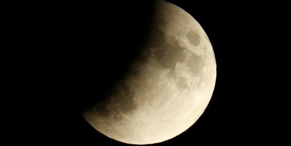 یخ دفن شده در ماه یخ دفن شده در ماه,اخبار علمی,خبرهای علمی,نجوم و فضا