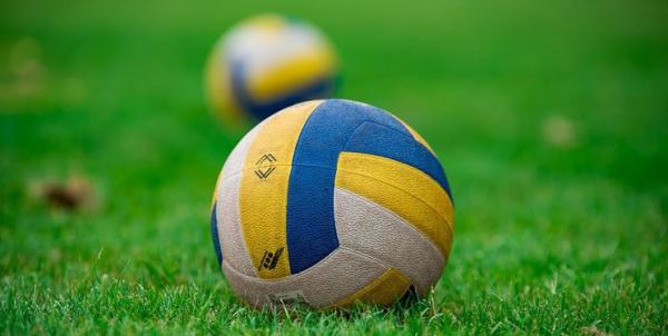 والیبال روی چمن والیبال روی چمن,اخبار ورزشی,خبرهای ورزشی,ورزش