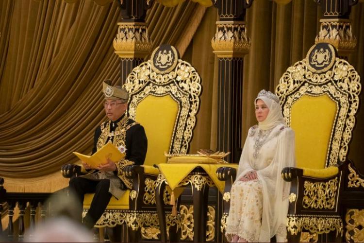 تصاویر مراسم تاجگذاری پادشاه جدید مالزی,عکس های مراسم تاجگذاری پادشاه جدید مالزی,تصاویری از تاجگذاری پادشاه جدید مالزی