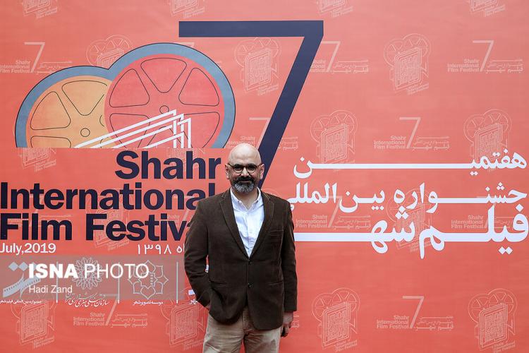تصاویر اختتامیه هفتمین جشنواره فیلم شهر,عکس هنرمندان در اختتامیه هفتمین جشنواره فیلم شهر,عکس علی نصیریان در اختتامیه جشنواره فیلم شهر