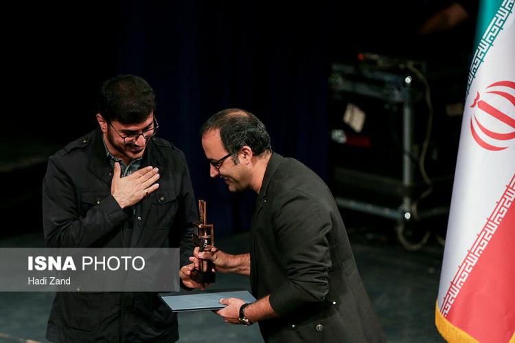 تصاویر اختتامیه هفتمین جشنواره فیلم شهر,عکس هنرمندان در اختتامیه هفتمین جشنواره فیلم شهر,عکس علی نصیریان در اختتامیه جشنواره فیلم شهر