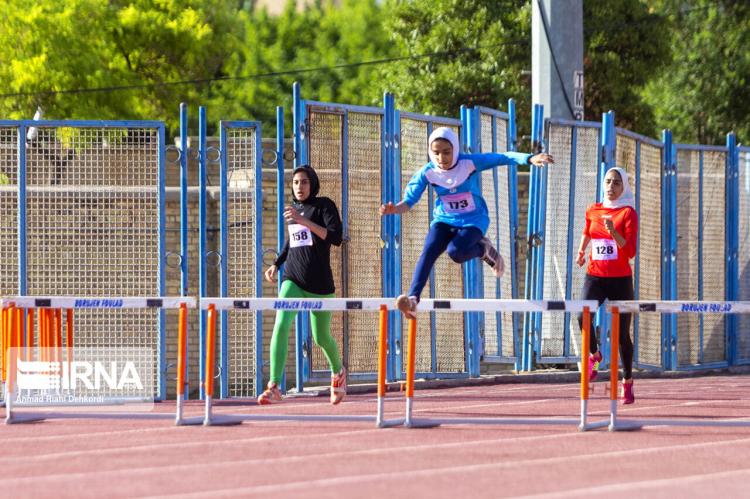 تصاویر مسابقات دانش آموزان دختر در شهرکرد,عکس های رقابت ورزشی دانش آموزان دختر شهرکرد,تصاویر مسابقات ورزشی در شهرکرد