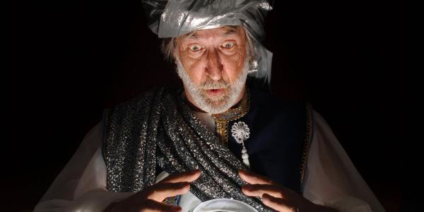 تبلیغات رمالی و فالگیری تبلیغات رمالی و فالگیری,اخبار حوادث,خبرهای حوادث,جرم و جنایت