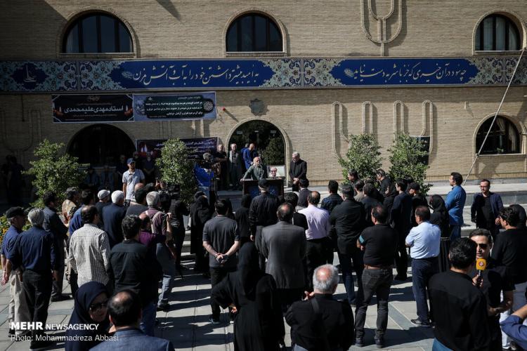 تصاویر مراسم تشییع پیکر مهدی علیمحمدی تصاویر مراسم تشییع پیکر مهدی علیمحمدی,عکس های مراسم تشییع پیکر مهدی علیمحمدی,تصاویر پیکر مهدی علیمحمدی