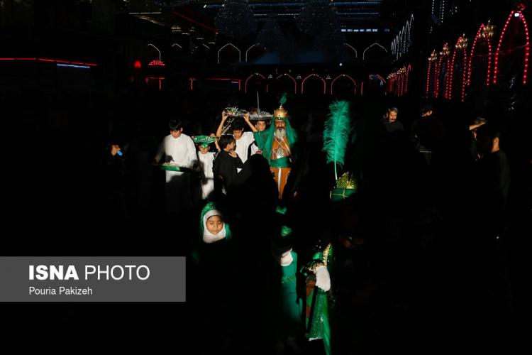 تصاویر کربلا در شب تاسوعای حسینی,عکس های شب تاسوعا در کربلا,تصاویری از مراسم عزاداری در شب تاسوعای حسینی