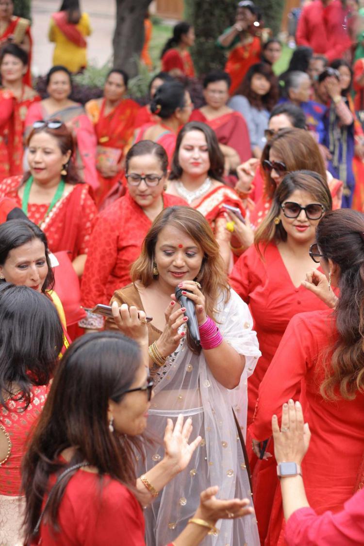 تصاویر جشنواره تیج,عکس های مراسم در نپال,تصاویر دختران مجرد جشنواره تیج