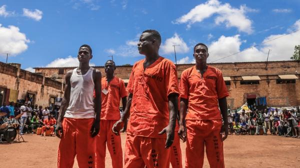 آموزش رقص به زندانیان در زندان,اخبار جالب,خبرهای جالب,خواندنی ها و دیدنی ها