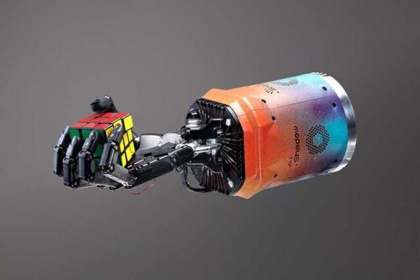 حل مکعب روبیک توسط دست رباتیک,اخبار علمی,خبرهای علمی,اختراعات و پژوهش