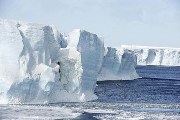 کوه یخی,اخبار علمی,خبرهای علمی,طبیعت و محیط زیست