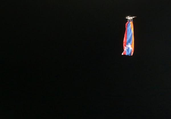 اهتزاز پرچم ارمنستان در دیدار قره‌باغ و دودلانژ,اخبار فوتبال,خبرهای فوتبال,لیگ قهرمانان اروپا