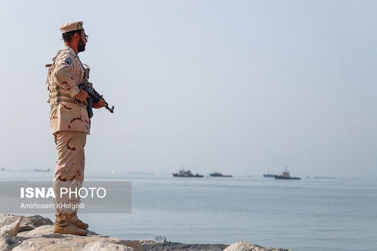 تصاویر رزمایش دریایی ناجا در بندرعباس,عکس های نیروی مرزبانی ناجا,تصاویر مراسم به مناسبت هفته نیروی انتظامی